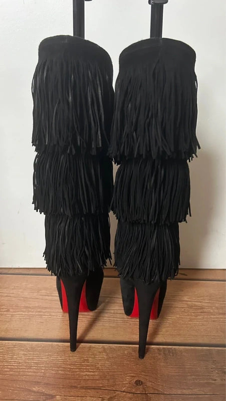 Tina Highness Fringe Louboutin (38.5)
