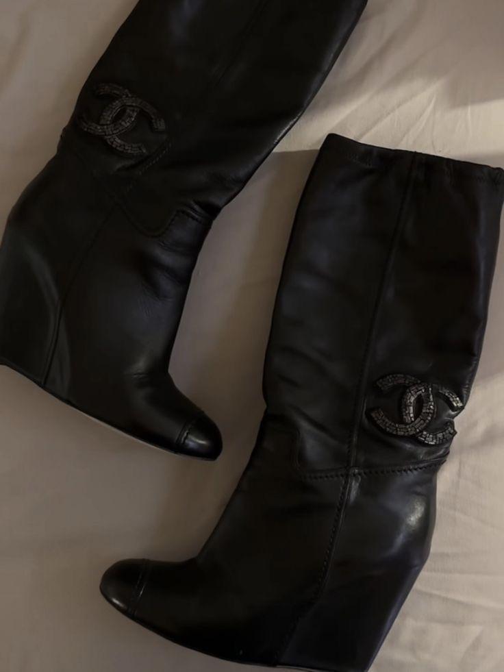 Chanel wedge boots (37)