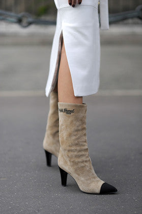Coco Chanel Suede boots (41)