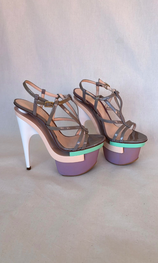 Versace Platform Heel (38.5)