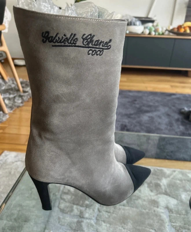 Coco Chanel Suede boots (41)