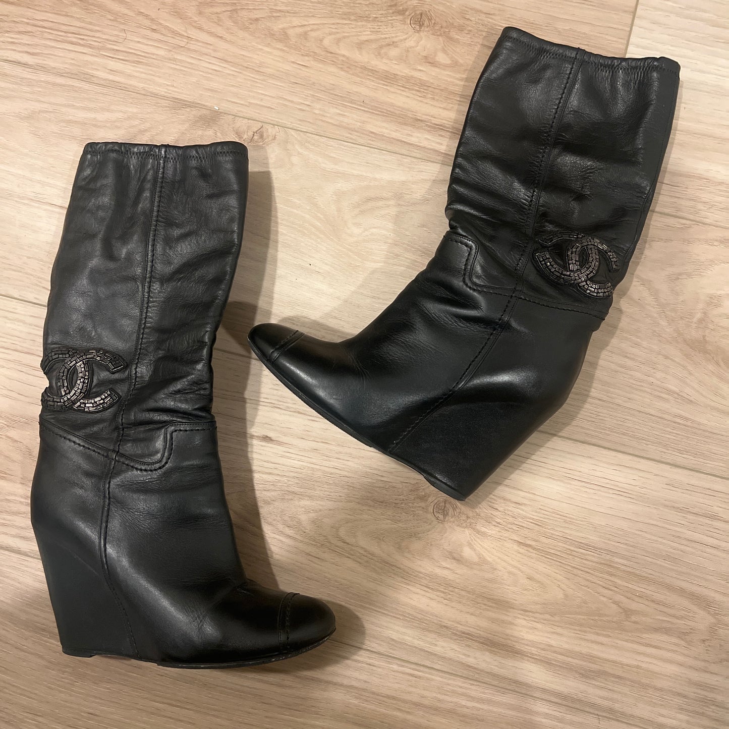 Chanel wedge boots (37)