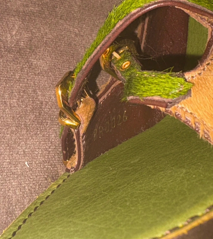 LV 2006 Heel (39)