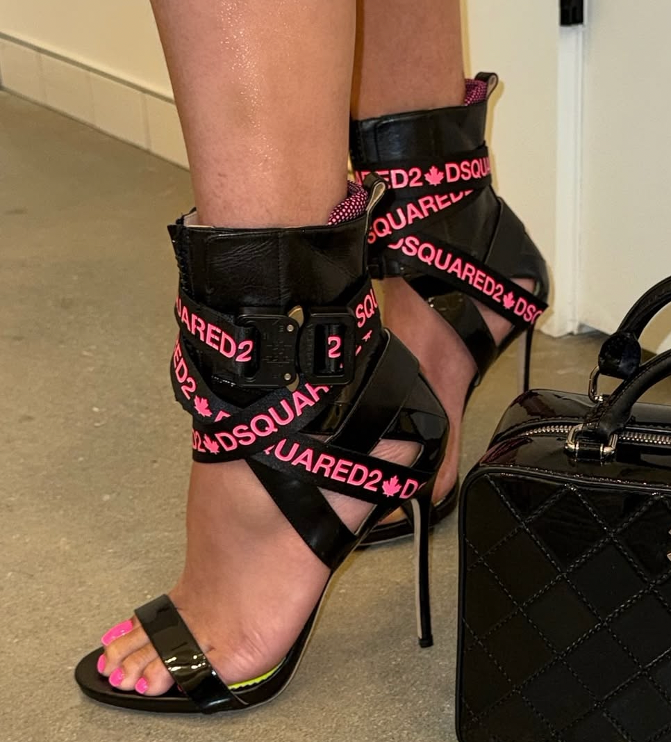 Dsquared2 Buckle Heel (38)