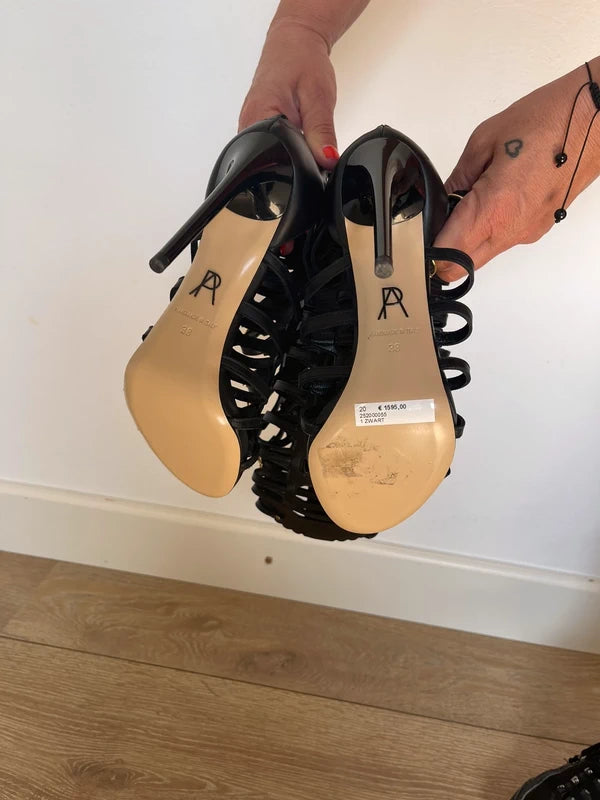 Paul Andrew Gladiator Heel (38)