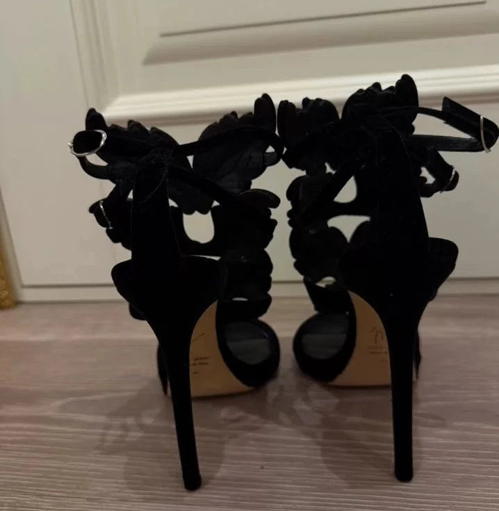Giuseppe Coline Wing Heels (40)