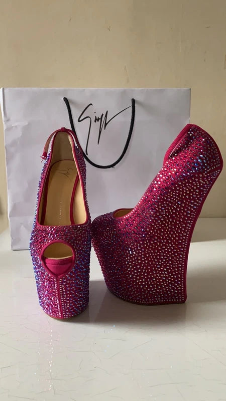 Giuseppe Karina Wedge (38.5)