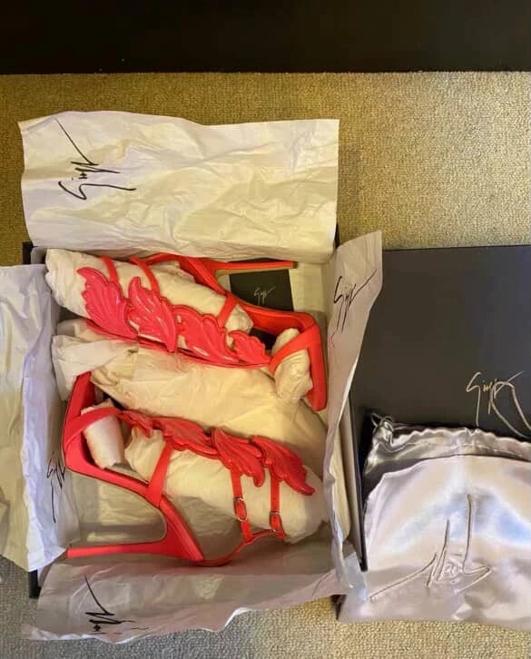 Hot Pink Giuseppe Cruel Summer heels (36.5)