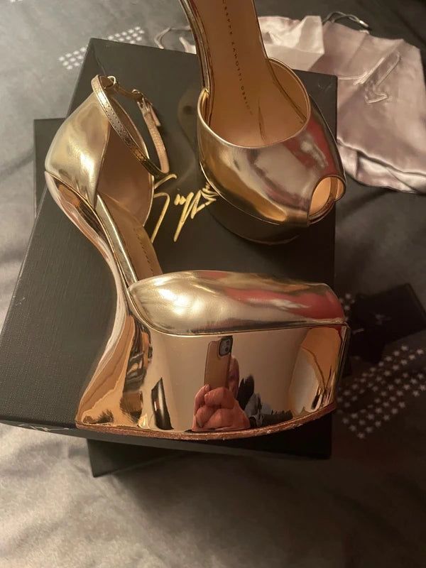 Giuseppe Alien Wedge (36)