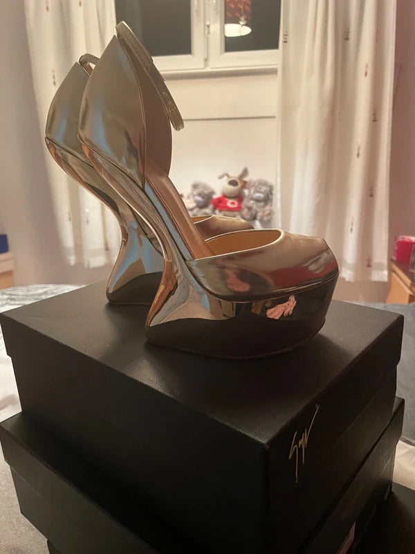 Giuseppe Alien Wedge (36)