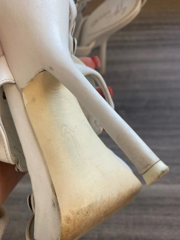 Kanye West x Giuseppe Cruel Summer (36)