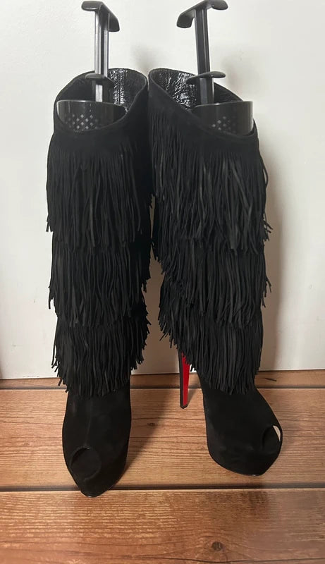 Tina Highness Fringe Louboutin (38.5)